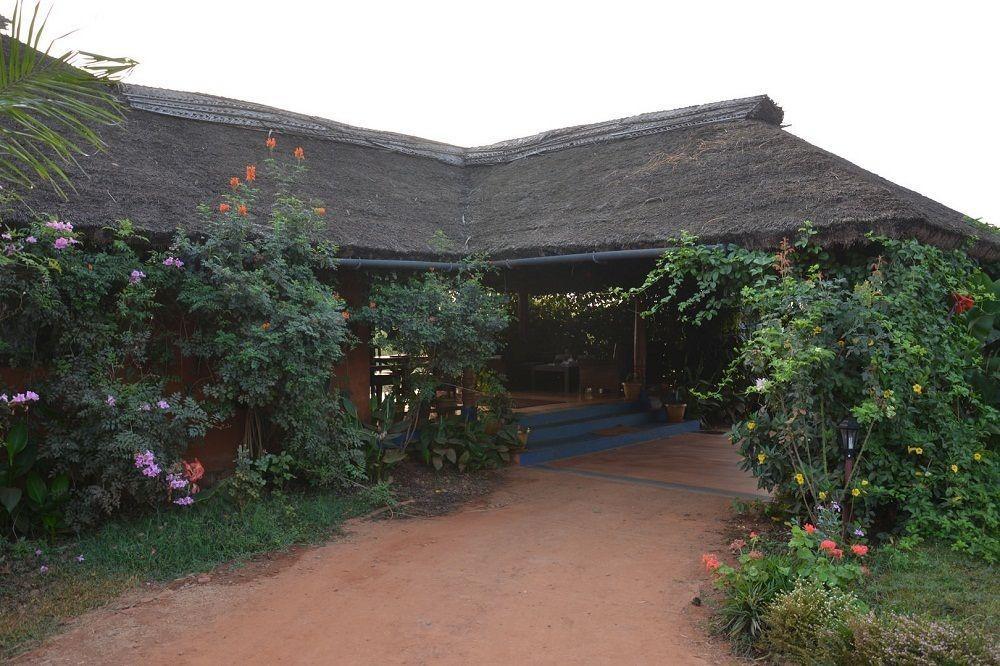 Red Earth Kabini Begūr Eksteriør billede
