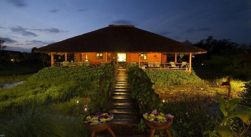Red Earth Kabini Begūr Eksteriør billede