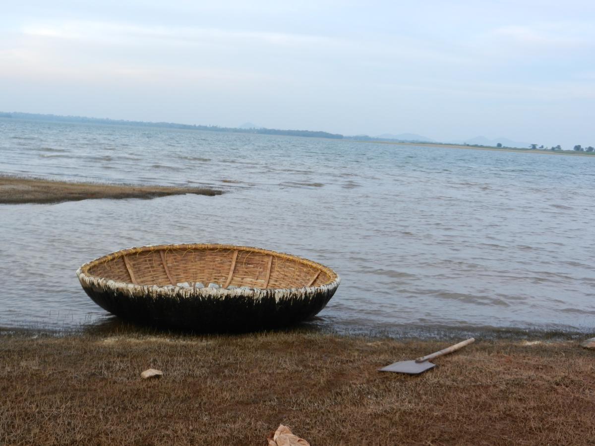 Red Earth Kabini Begūr Eksteriør billede